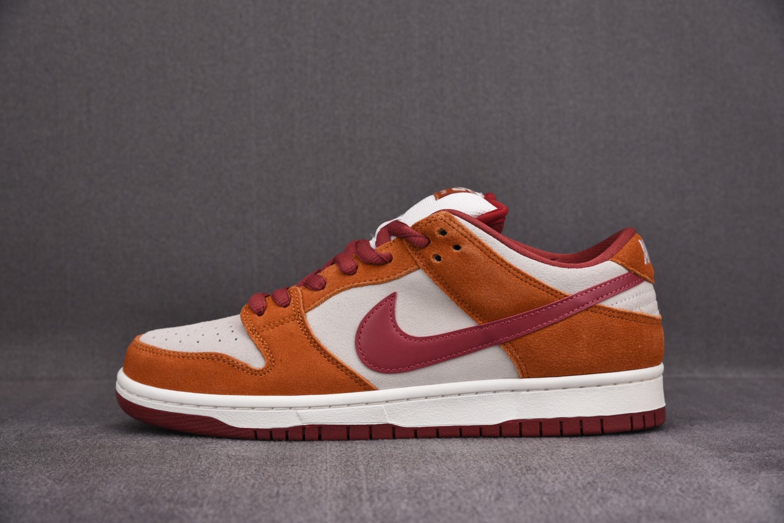 Nike Dunk Low Pro SB ‘Dark Russet’